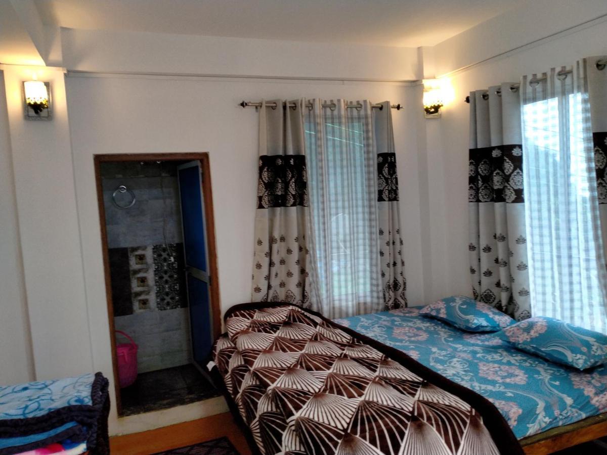 Ajit Homestay, Darjeeling Дарджилинг Экстерьер фото