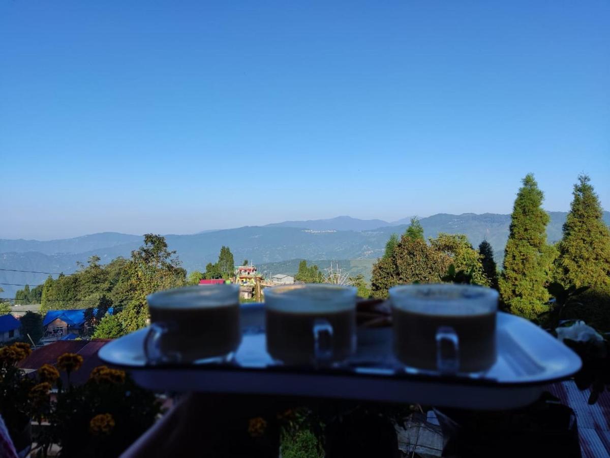 Ajit Homestay, Darjeeling Дарджилинг Экстерьер фото