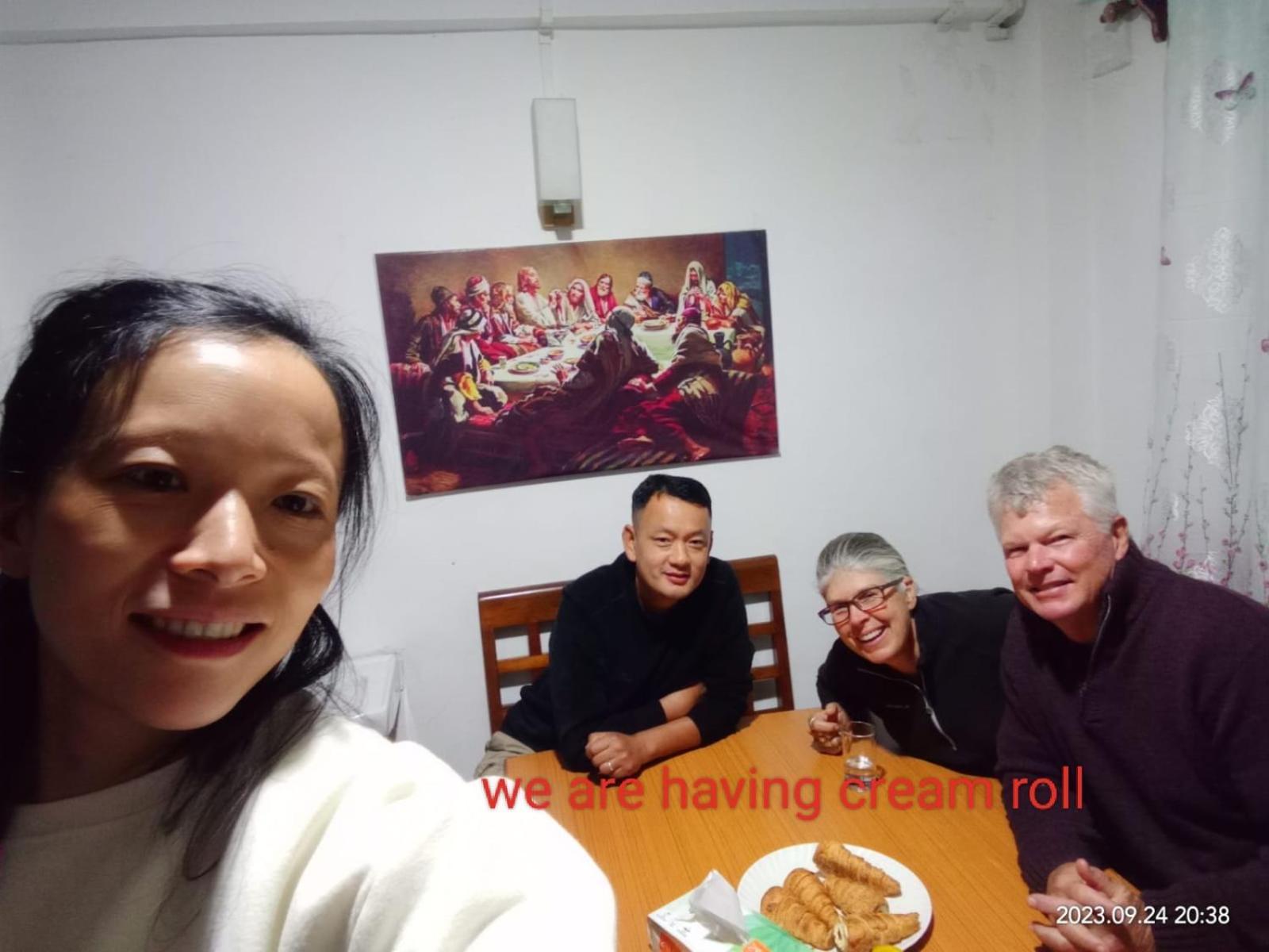 Ajit Homestay, Darjeeling Дарджилинг Экстерьер фото